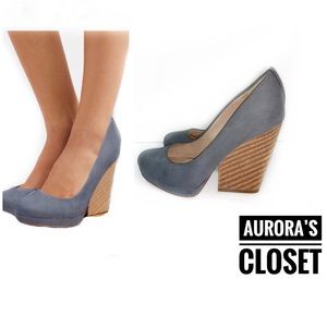 Seven For All Mankind 7 Gray Suede Pumps Wood